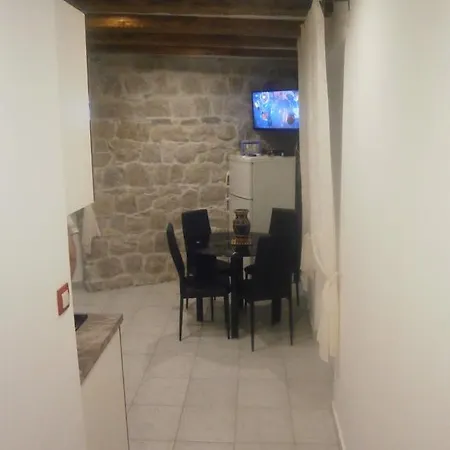 Sobe Jukic شقة سبليت