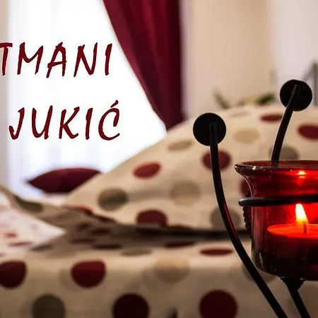 Sobe Jukic Σπλιτ